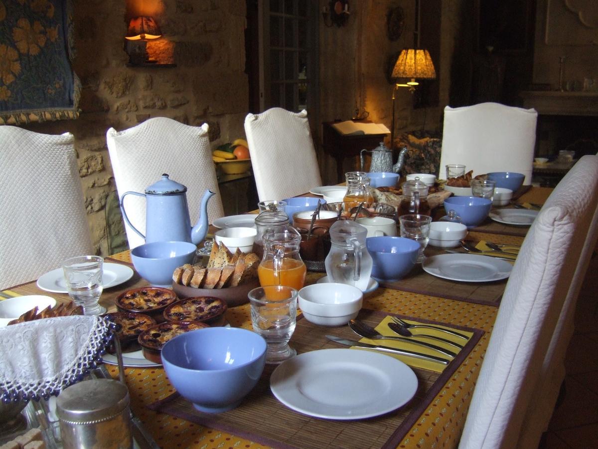 Bize De La Tour Bed & Breakfast Saint-Bonnet-du-Gard Exterior photo